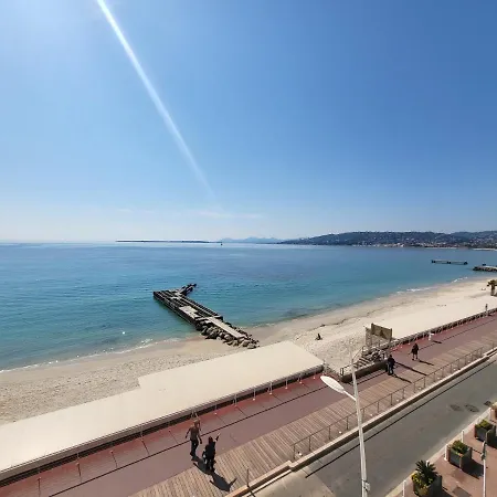 Le Colombier Apartment *